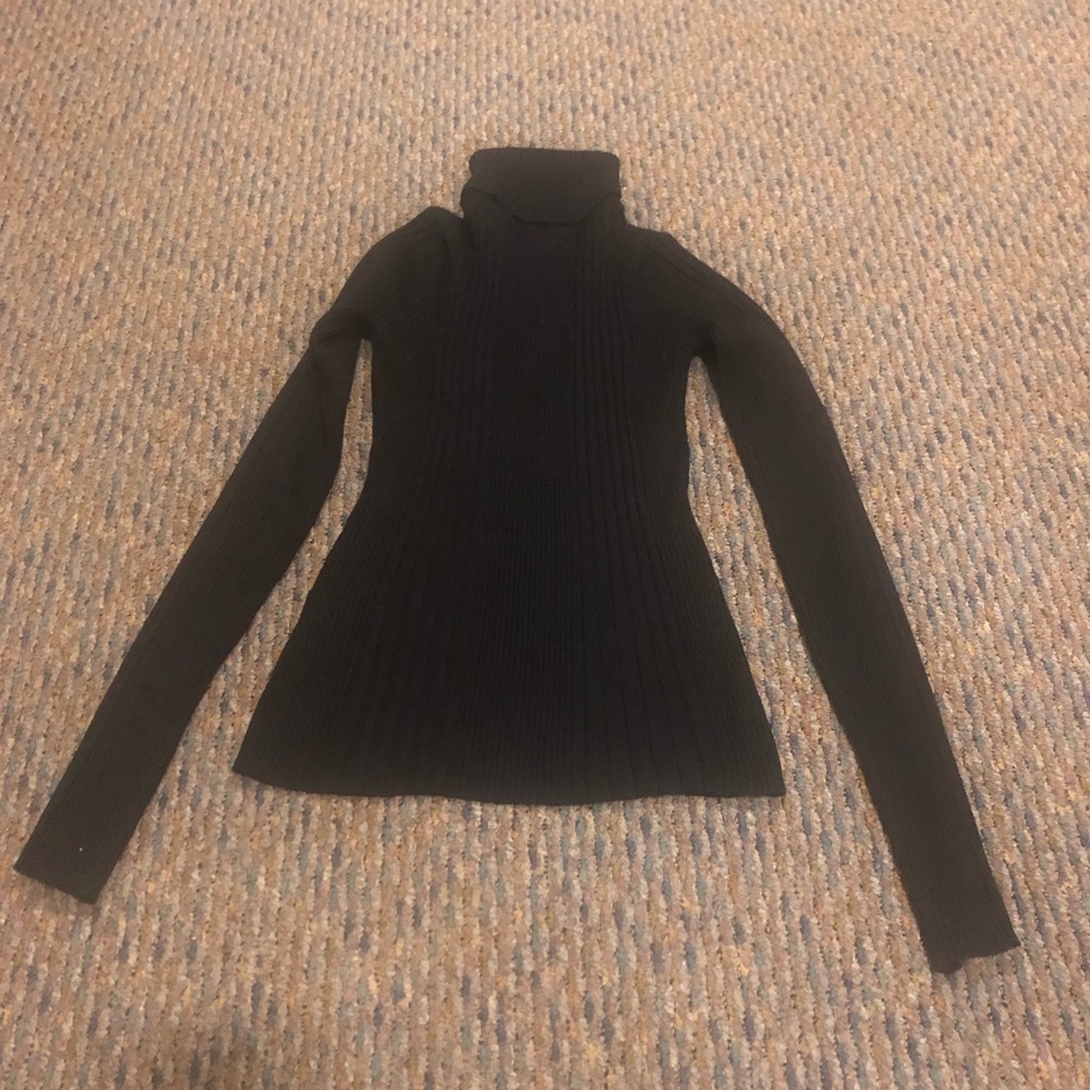 Black Long Sleeve Turtleneck with unique ribbing pattern
